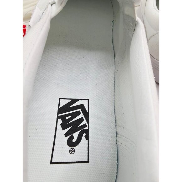 Vans Size 11.5 Mens Off The Wall White Slip On Logo Tag Fashion Sneakers NWT - Picture 8 of 12